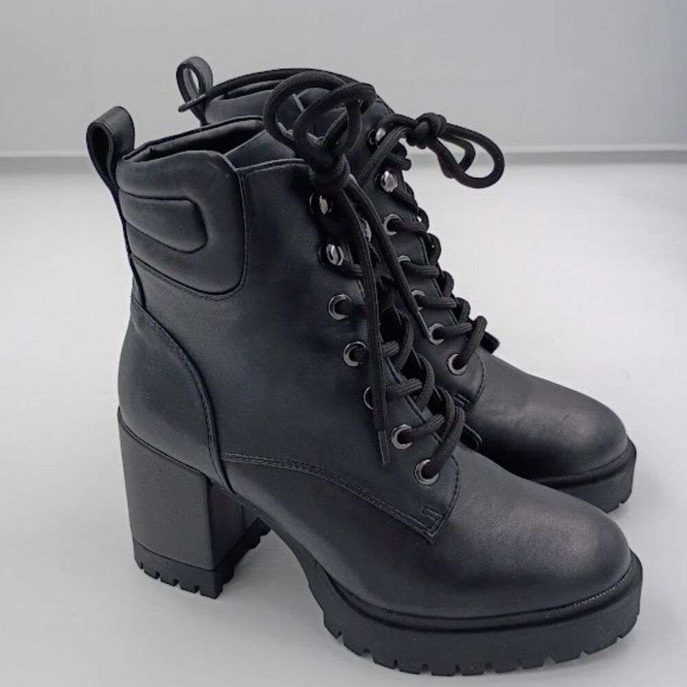 Aerosoles Esen Lace Up Black Boots, Women's Size 5